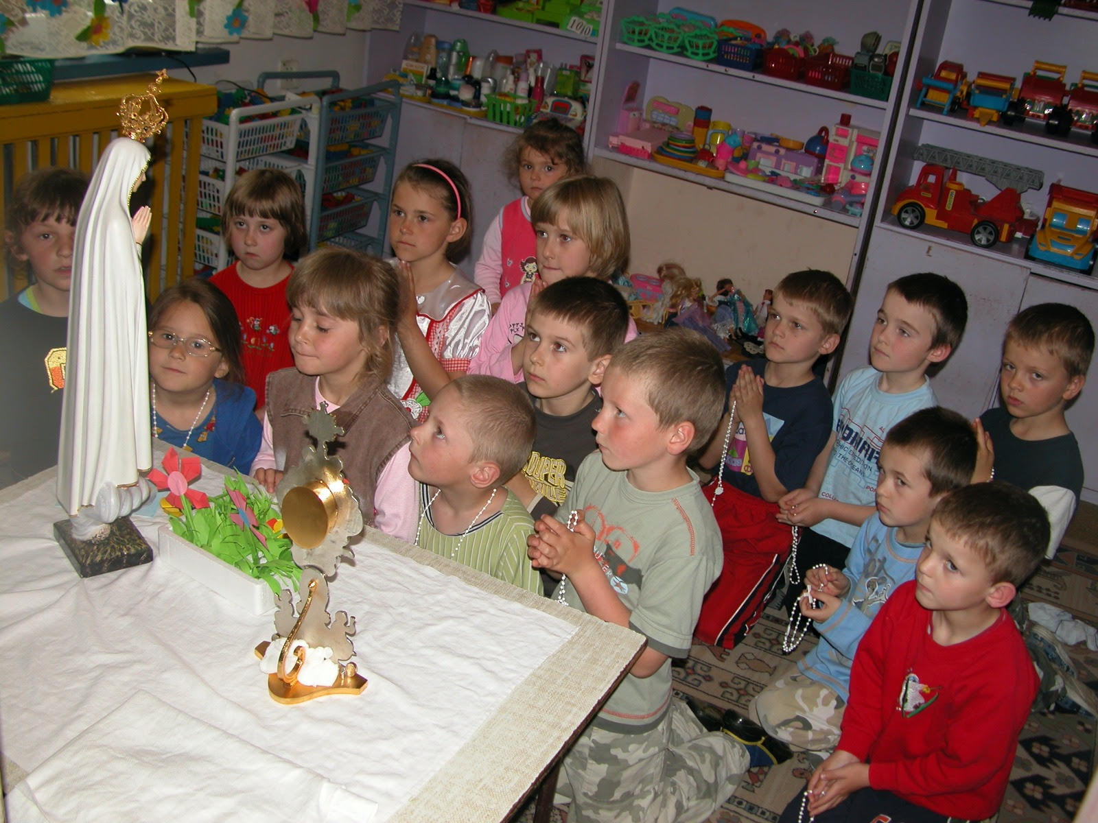 ARMATA BIANCA / ARMADA BLANCA - WORLD ROSARY DAY 2024